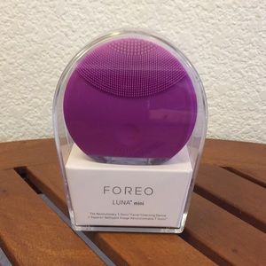 New/authentic FOREO Luna mini